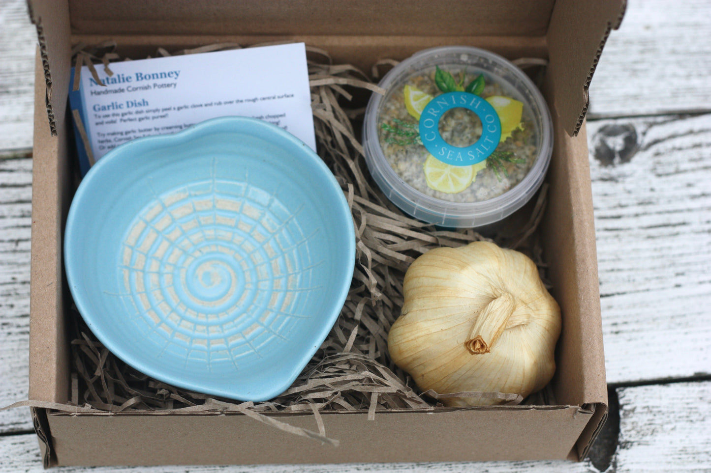 Heart Shaped Blue Garlic Dish Set with Lemon & Thyme Cornish Sea Salt and Smoked Garlic Bulb